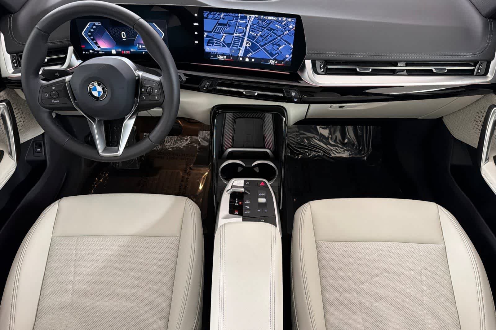 New 2026 Cape York Green Metallic BMW xDrive28i image 3