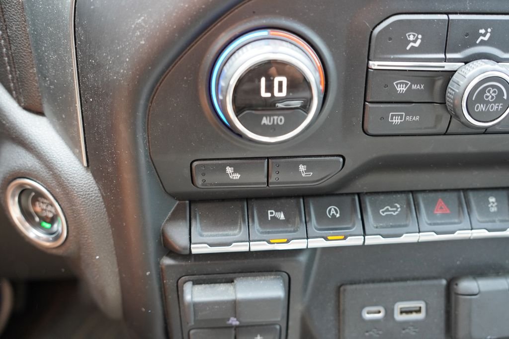 Used 2019 Summit White Chevrolet LT Trail Boss image 6