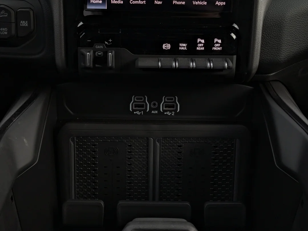 New 2026 Black RAM Rebel - - 4x4 - Cummins HO Diesel - Level 1 & Safety Grp - 5th Wheel Tow Grp & More! image 24