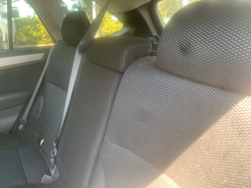 Used 2019 Abyss Blue Pearl Subaru 2.5i Premium image 20