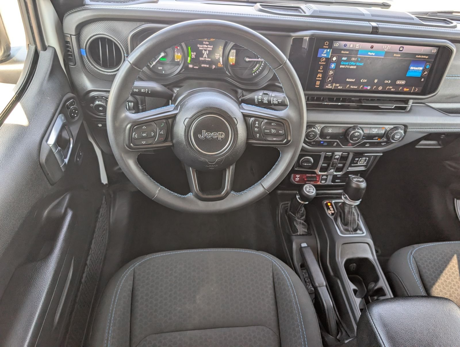 Used 2024 White Jeep Rubicon 4xe image 18