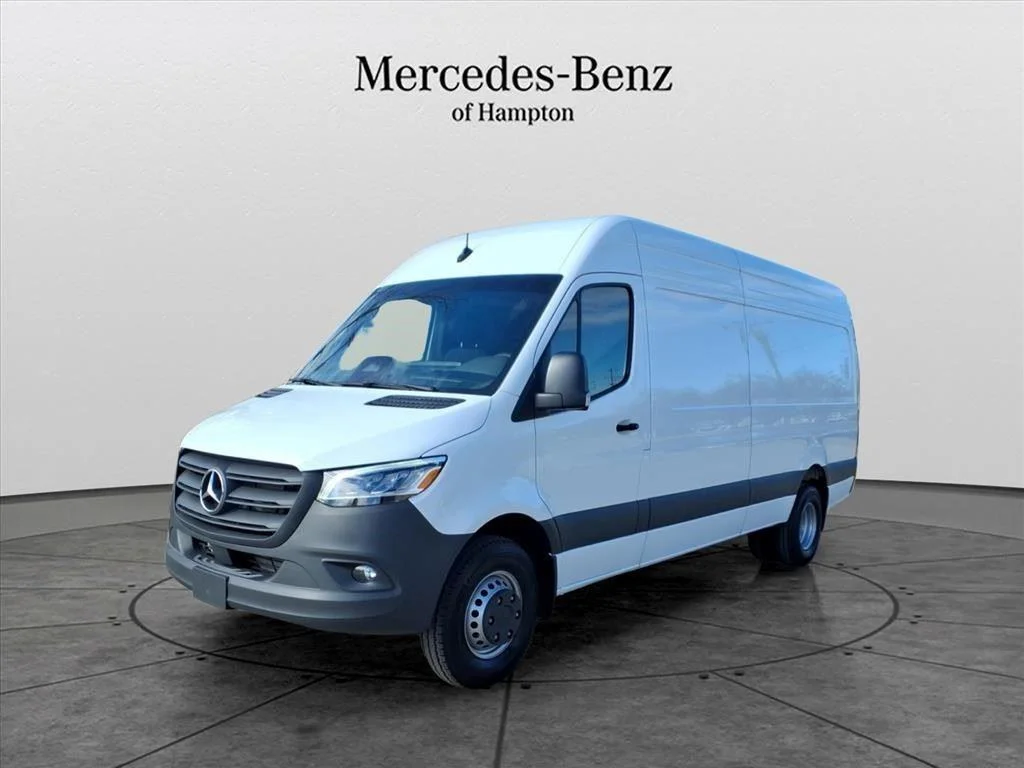 2026 Mercedes-Benz Sprinter 3500 170 WB HO High Roof's photo