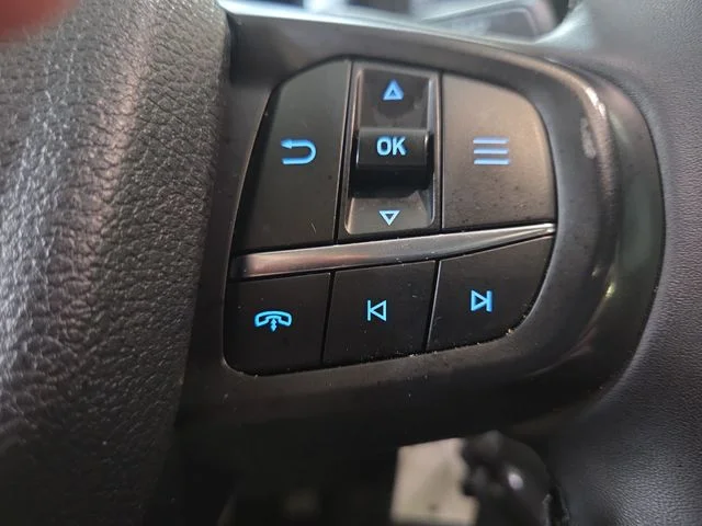 Used 2025 Red Ford XLT image 31