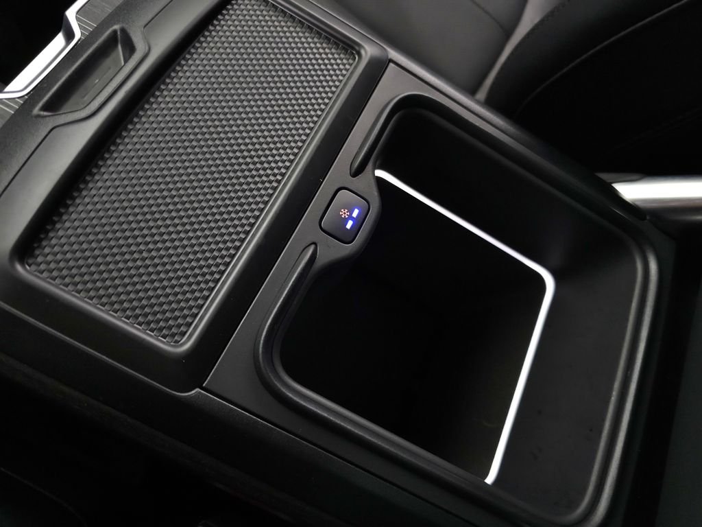 Used 2025 Black Land Rover Autobiography image 43