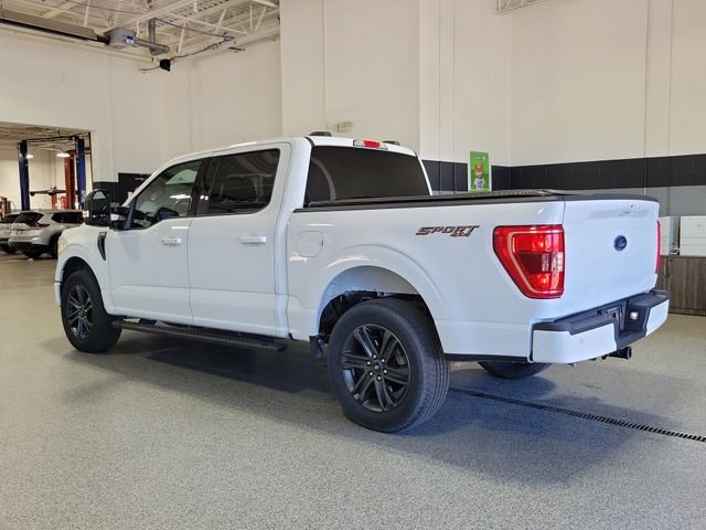 Used 2021 White Ford XLT image 3