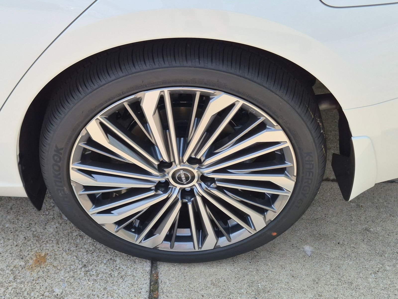 New 2026 Pearl White TriCoat Nissan SV image 11