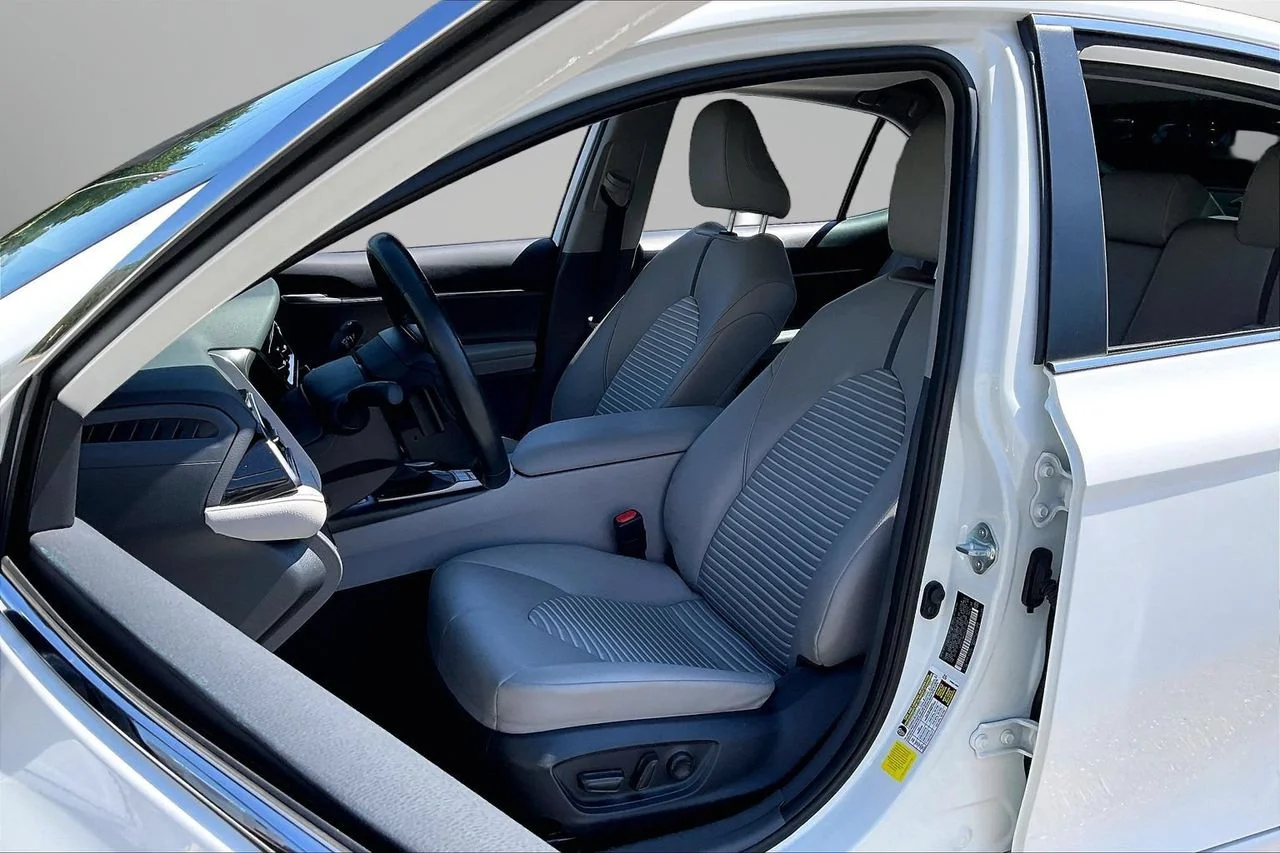 Used 2024 White Toyota SE image 21