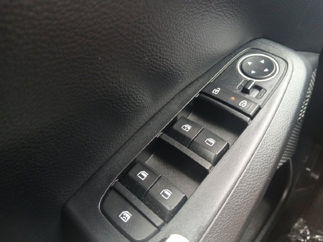 Used 2023 Gravity Gray Kia EX image 12