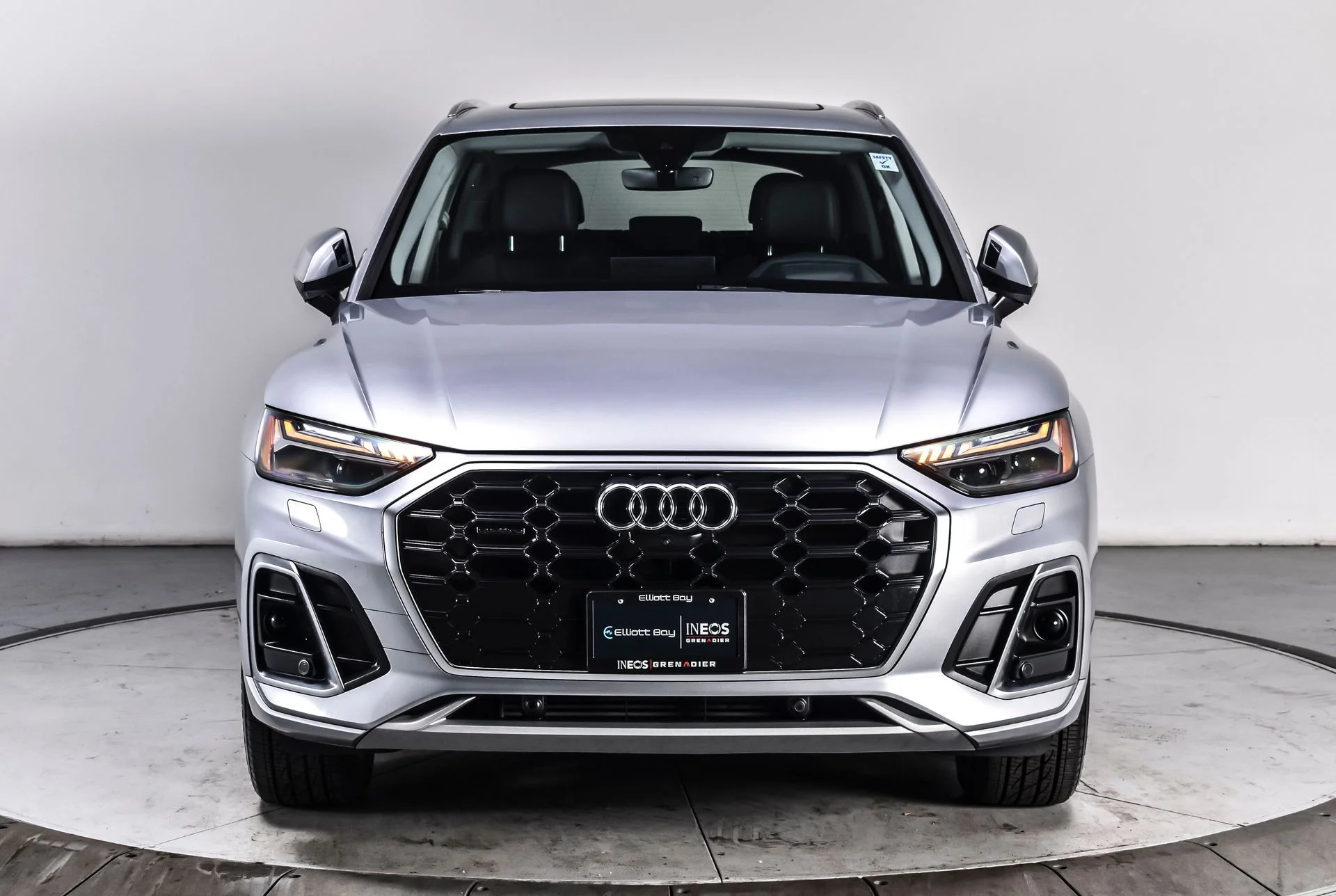 Used 2023 Florett Silver Metallic Audi 45 S line Prestige image 8