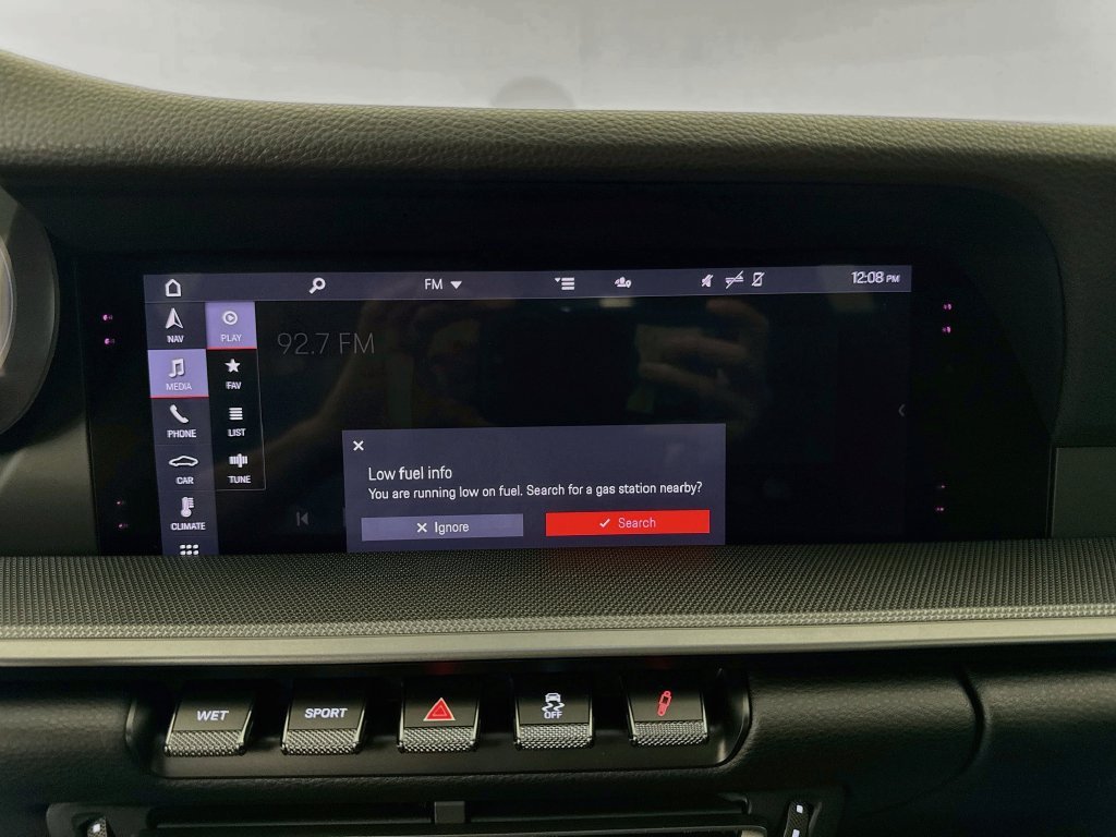 Used 2020  Porsche Carrera image 15