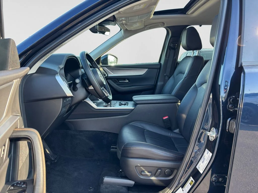 Used 2025 Blue Mazda 3.3 Turbo Preferred image 10