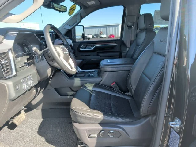 Used 2024 Onyx Black GMC Denali image 11