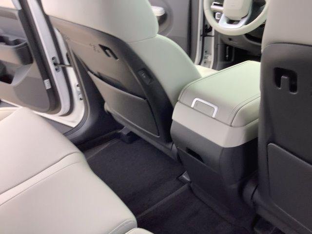New 2026 White Hyundai SEL image 22