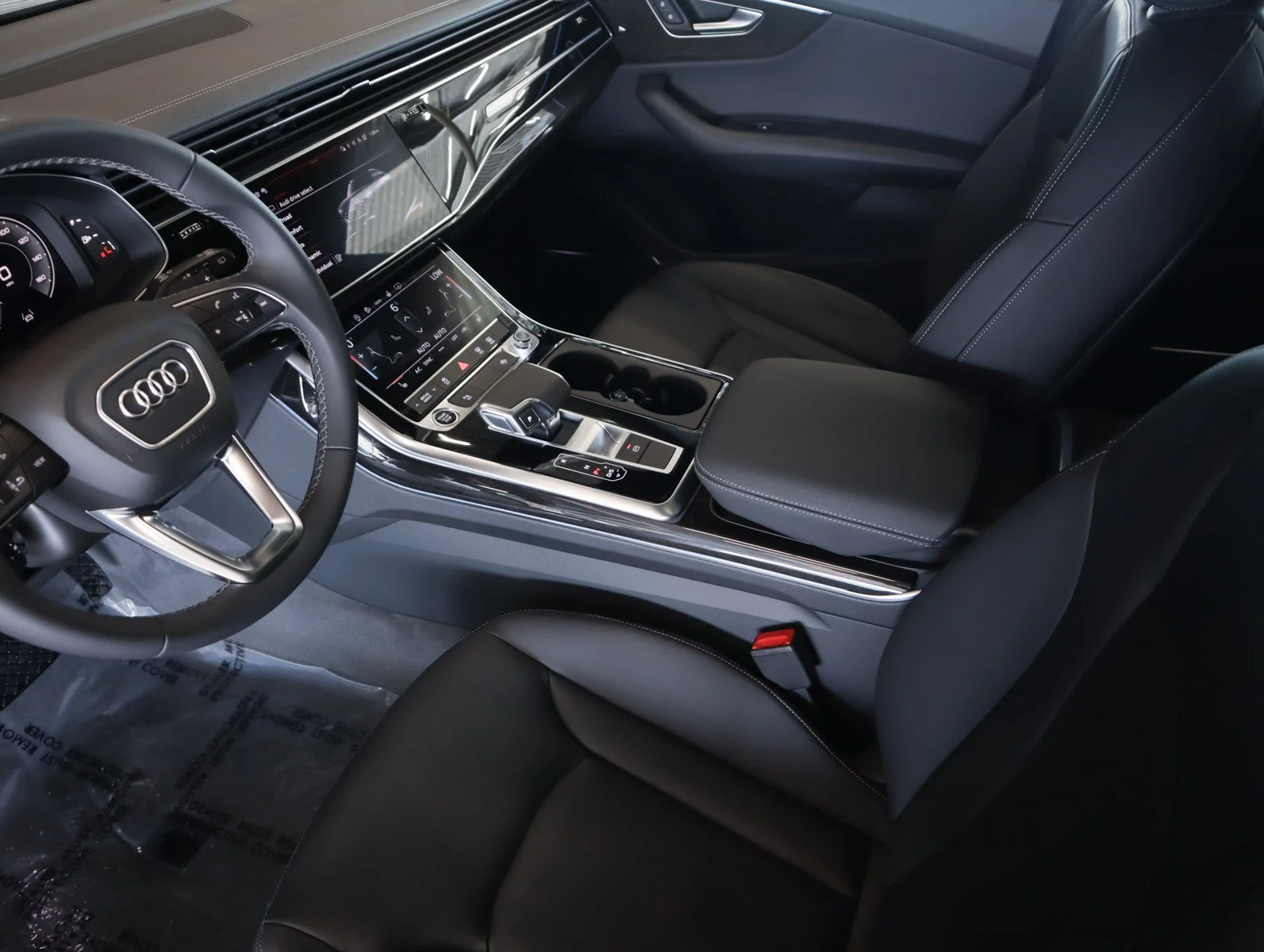 2027 Audi Q8 Premium - Photo 20