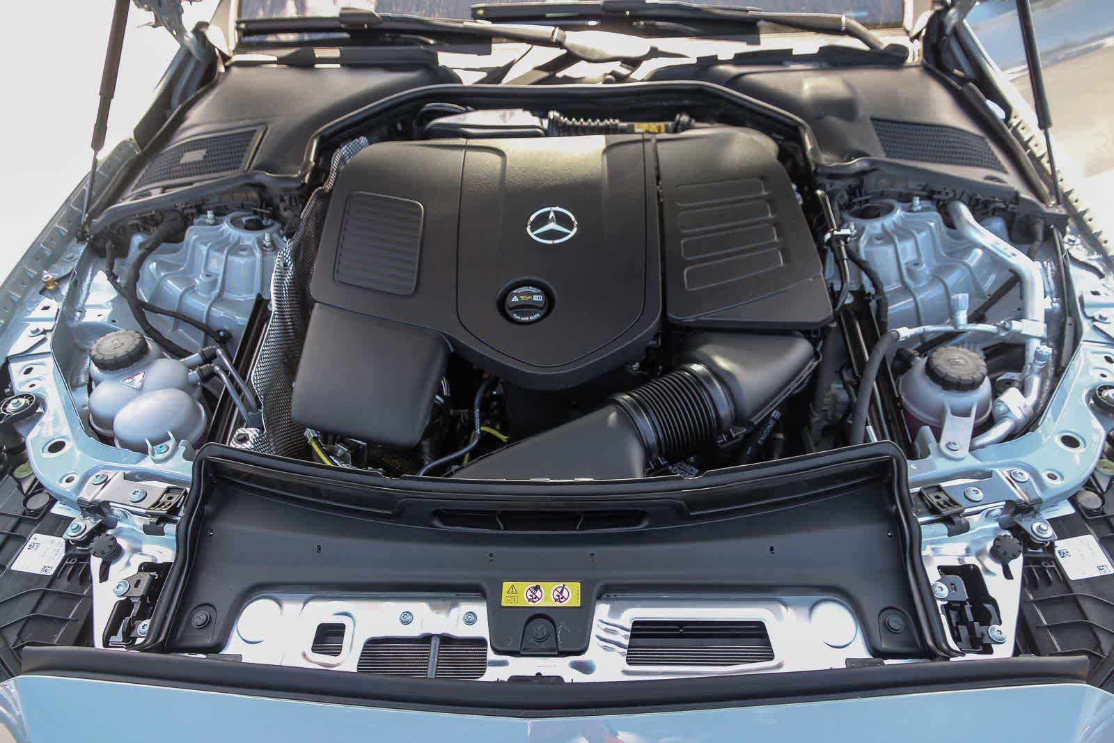New 2026 MANUFAKTUR Alpine Grey Mercedes-Benz C 300 image 13