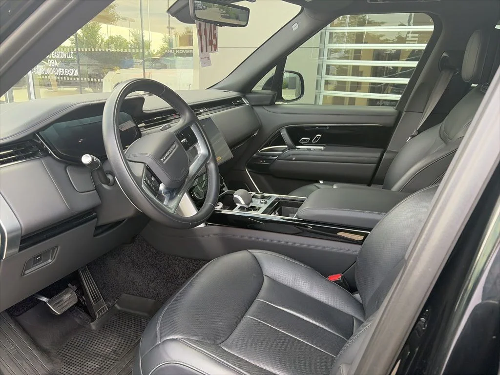 Certified Used 2023  Land Rover SE image 12