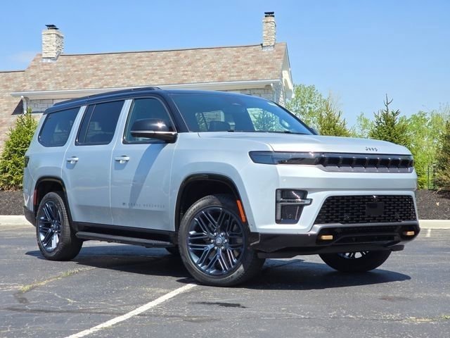 New 2026 Silver-Zynith Exterior Paint Jeep 85th Anniversary image 2