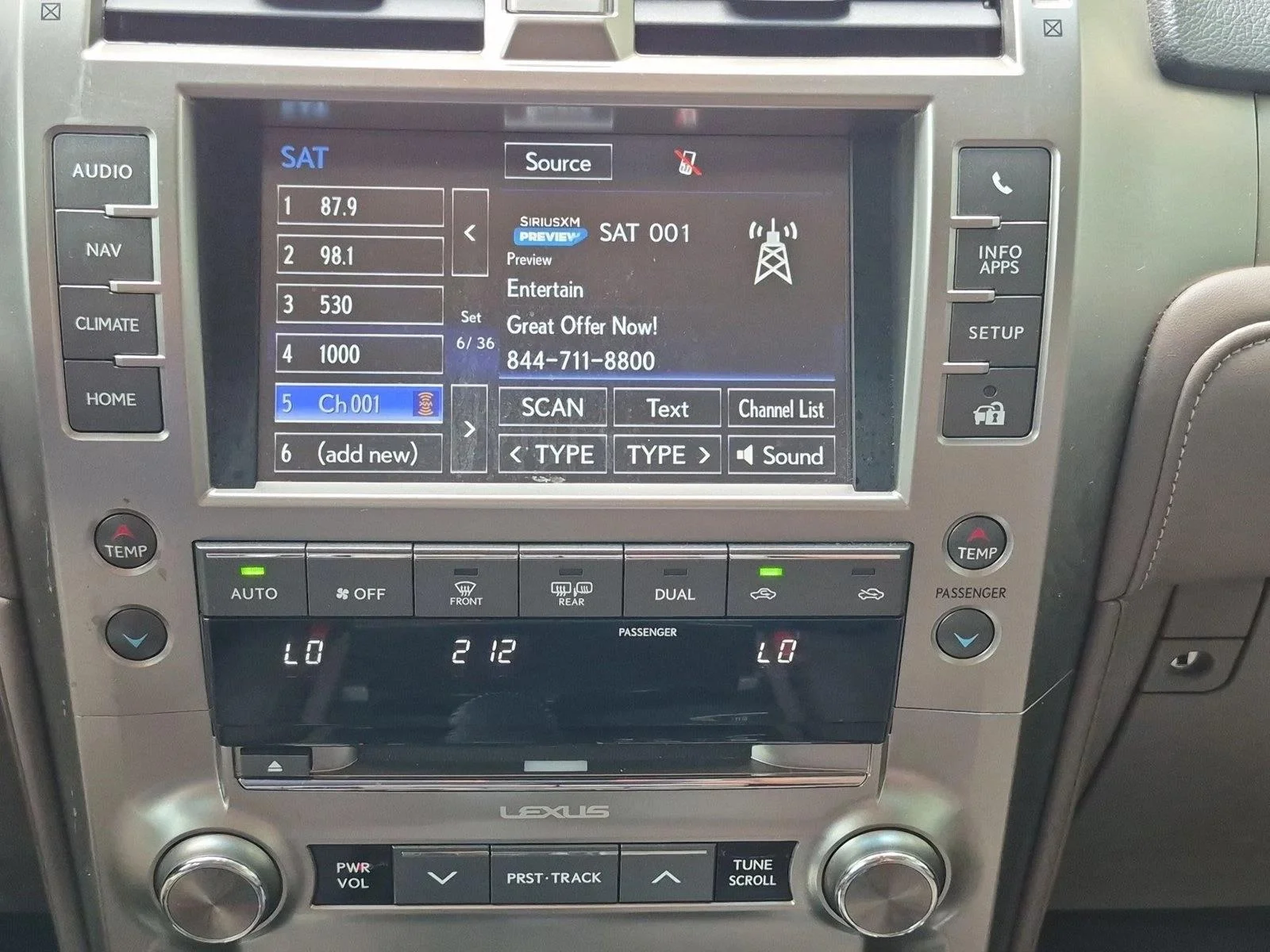 Used 2018 Silver Lining Metallic Lexus GX 460 image 15