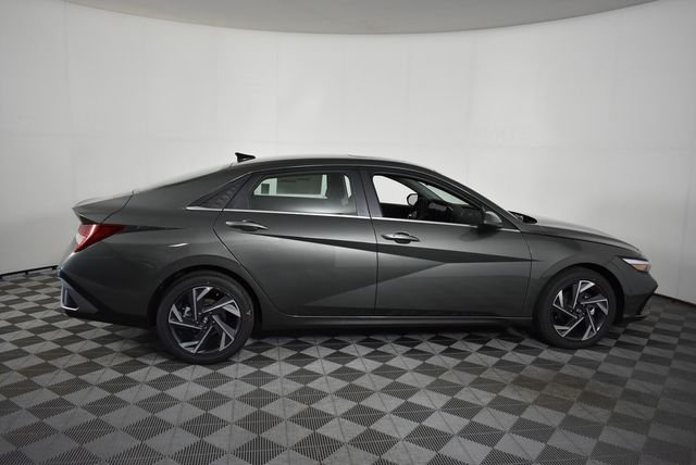 New 2026 Gray Hyundai Limited image 9