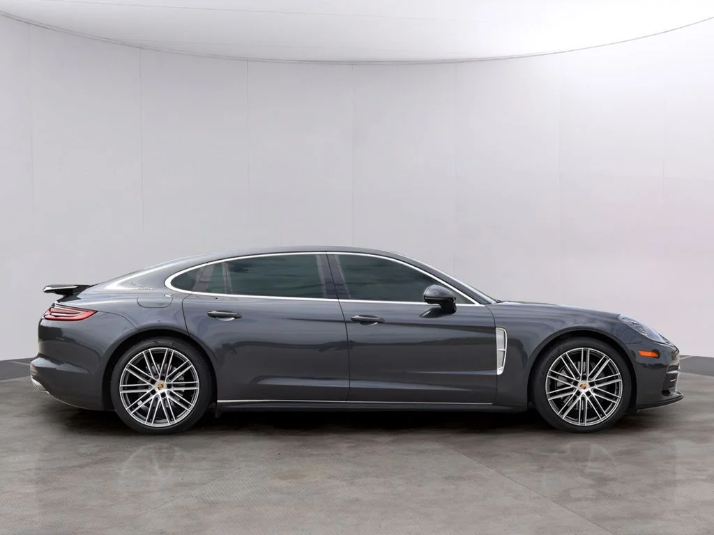 Used 2018 Volcano Grey Metallic Porsche 4S Executive image 10