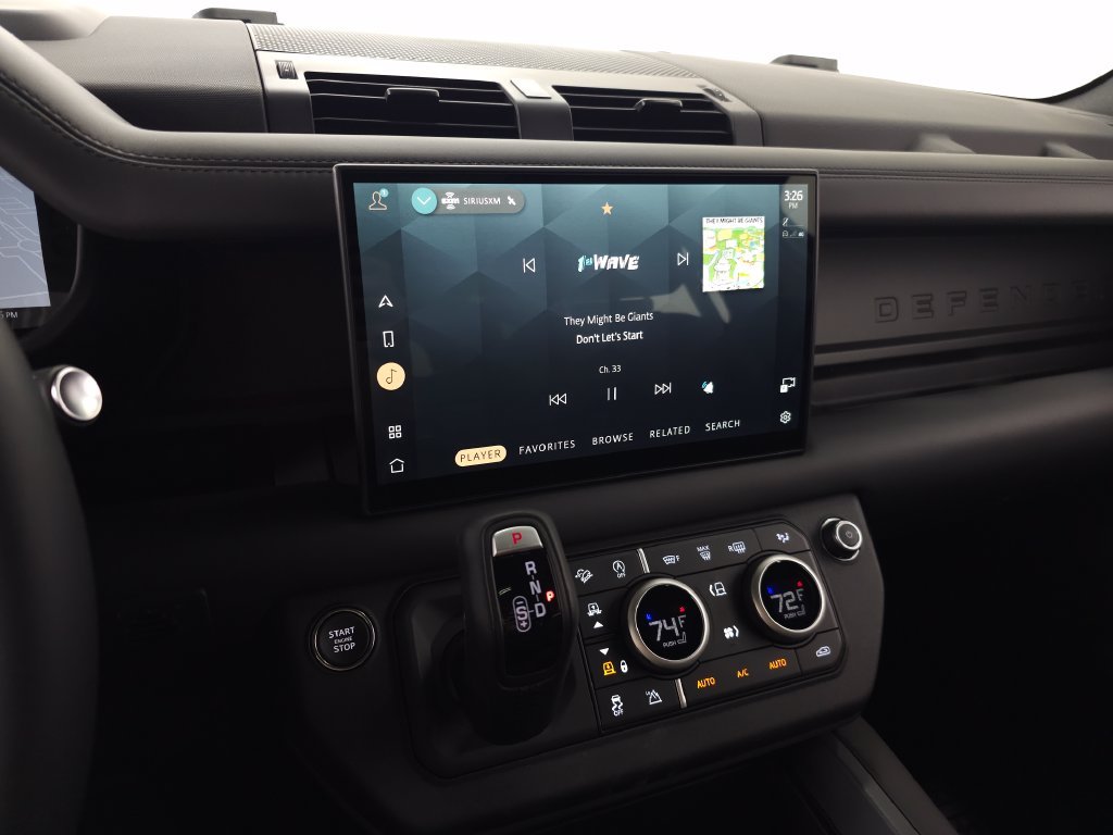 Certified Used 2025 Black Land Rover X-Dynamic SE image 26