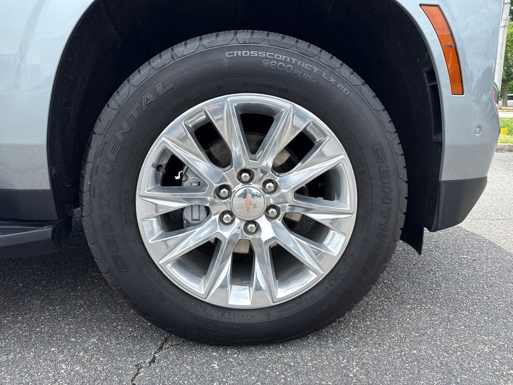 Used 2025 Gray Chevrolet Premier image 11