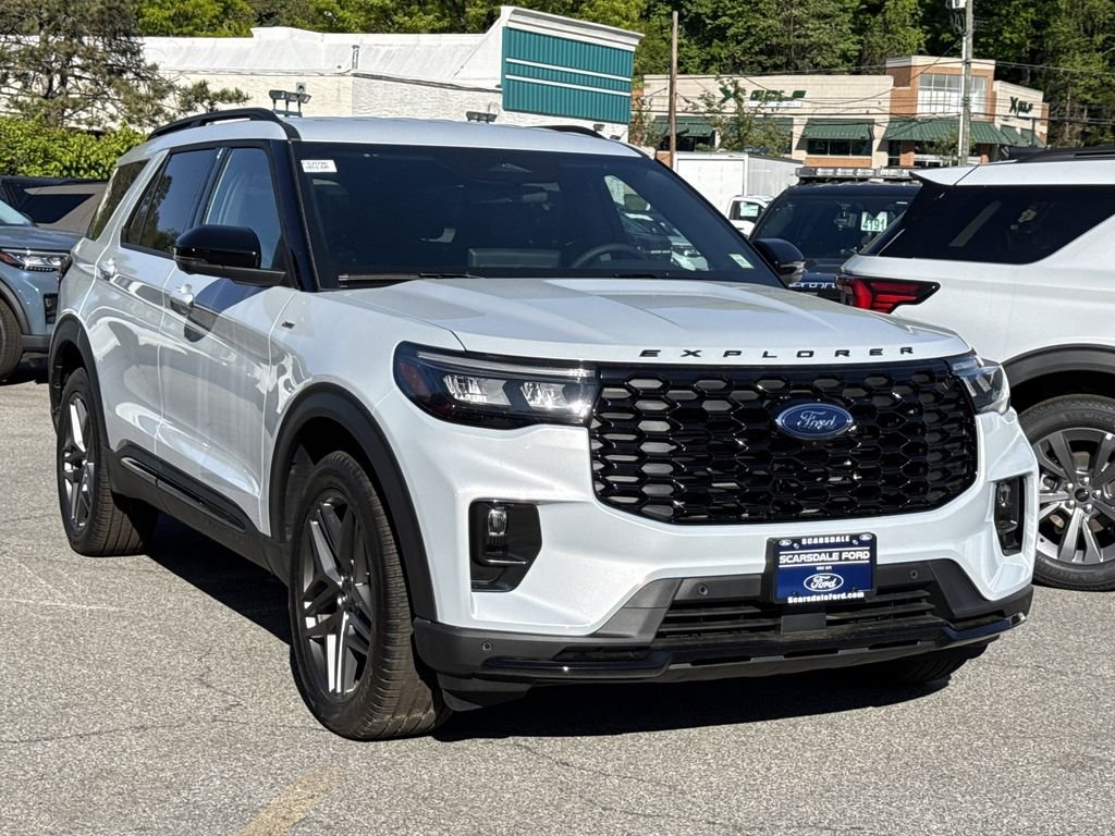 New 2026 Space White Metallic Ford ST-Line image 1