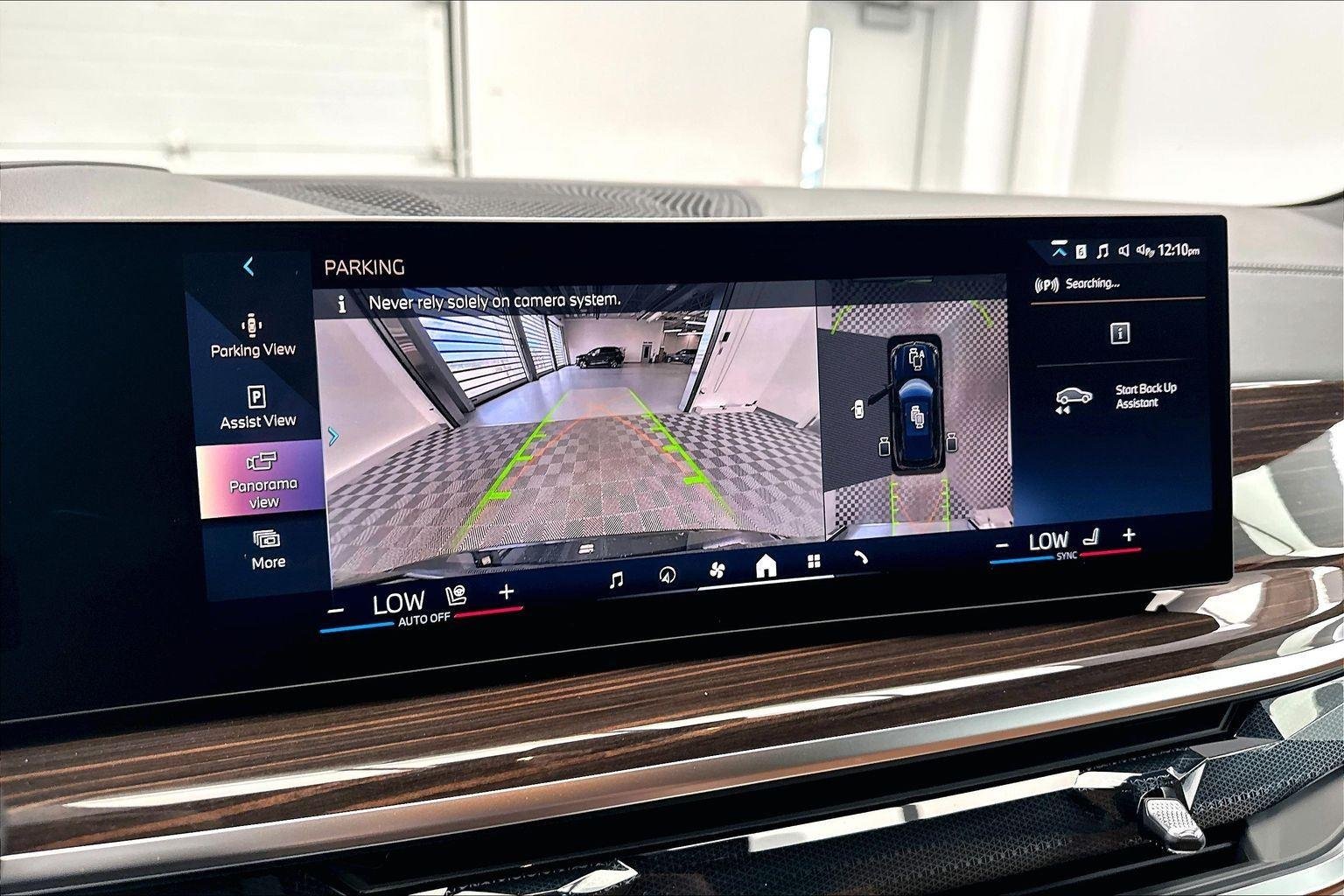 New 2026 Carbon Black Metallic BMW xDrive50e image 19