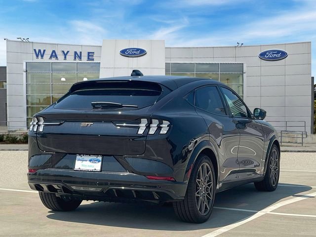 2025 Ford Mustang Mach-E GT - Photo 29