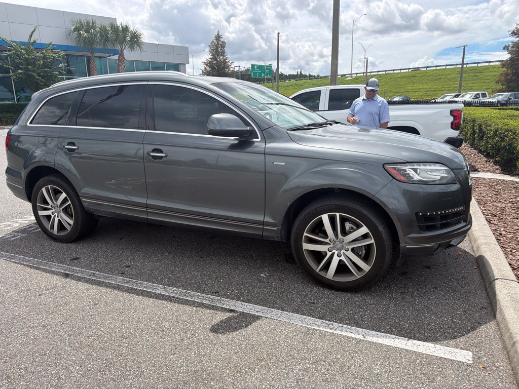 Used 2015  Audi 3.0T Premium Plus image 4