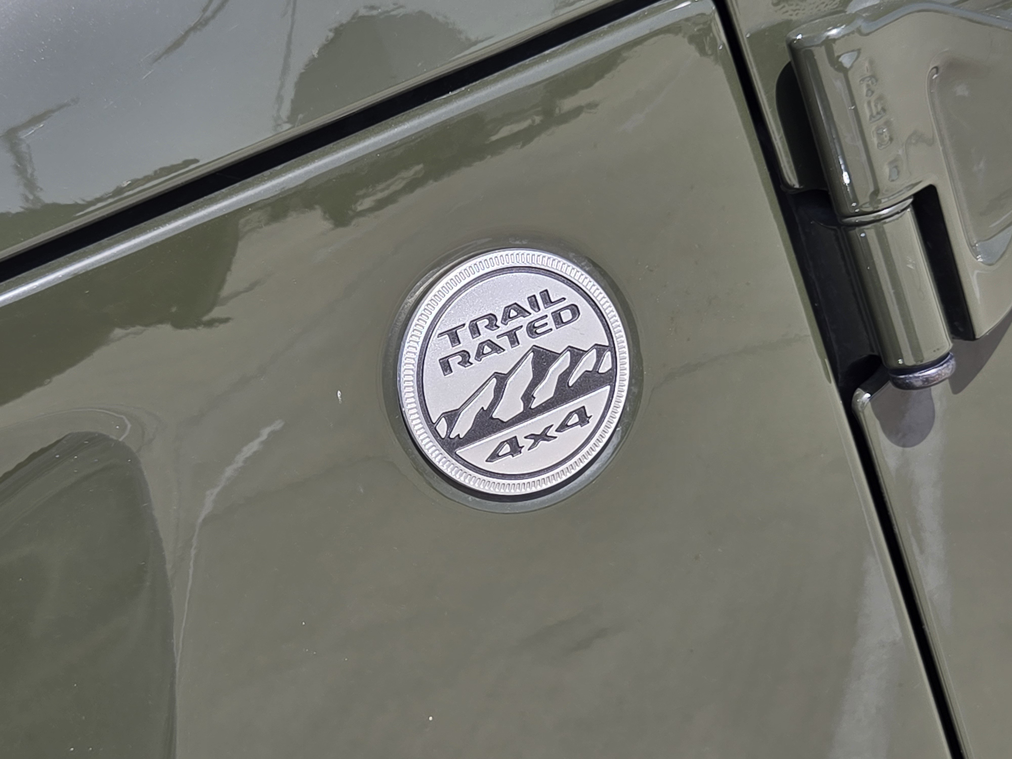 Used 2023 Sarge Green Clearcoat Jeep Sahara image 11