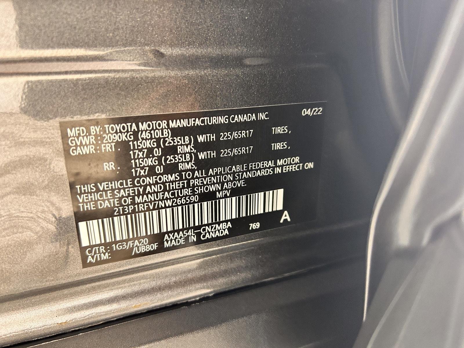 2022 Toyota RAV4 XLE - Photo 25