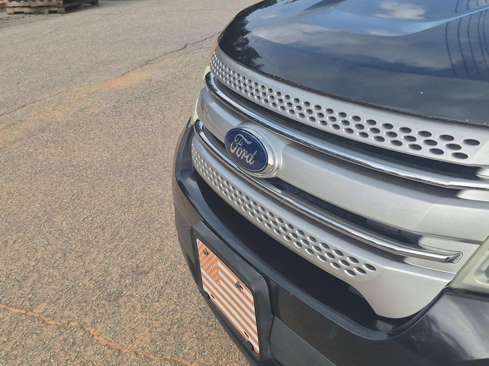 Used 2014 Tuxedo Black Metallic Ford XLT image 13