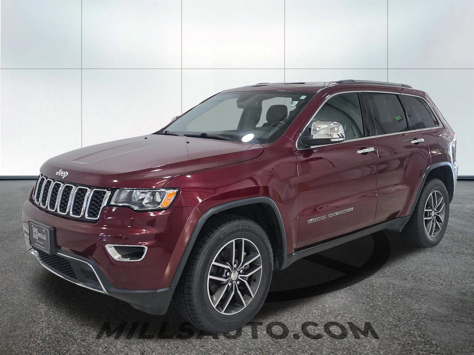 Used 2018 Jeep Grand Cherokee Limited with VIN 1C4RJFBG5JC236239 for sale in Willmar, Minnesota