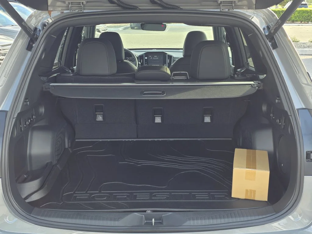 New 2026 RIVER ROCK PEARL Subaru Limited Hybrid image 9