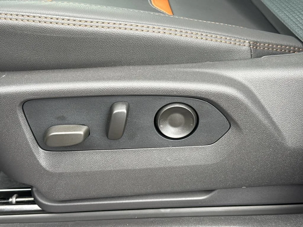 2026 GMC Sierra 1500 AT4 - Photo 18