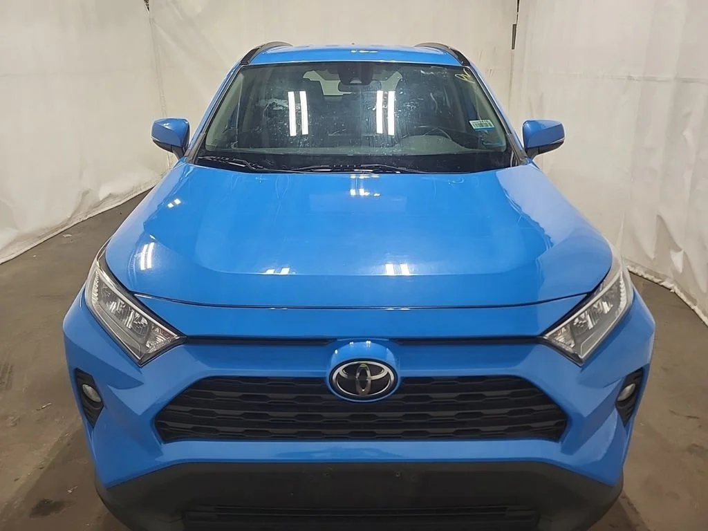 Used 2021 Blue Toyota XLE image 7