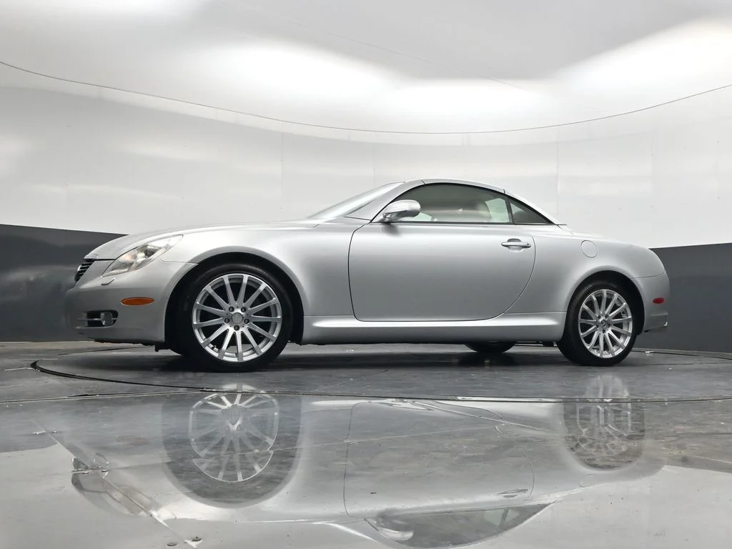 Used 2007 Mercury Metallic Lexus 430 image 32