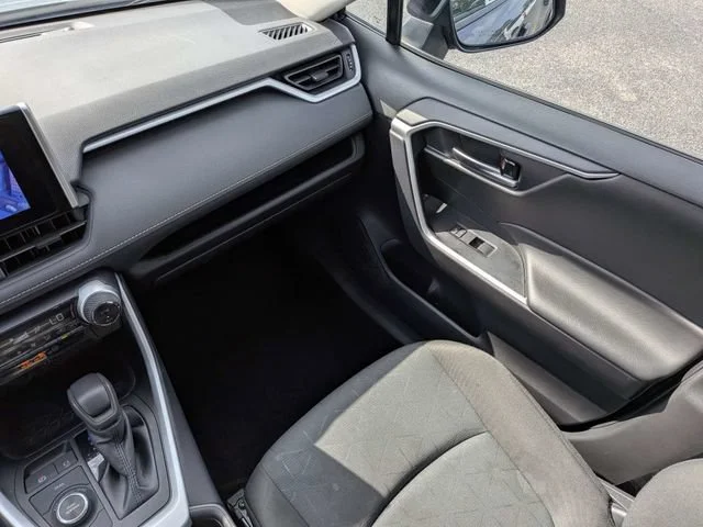 Used 2025 Gray Toyota Hybrid XLE image 17