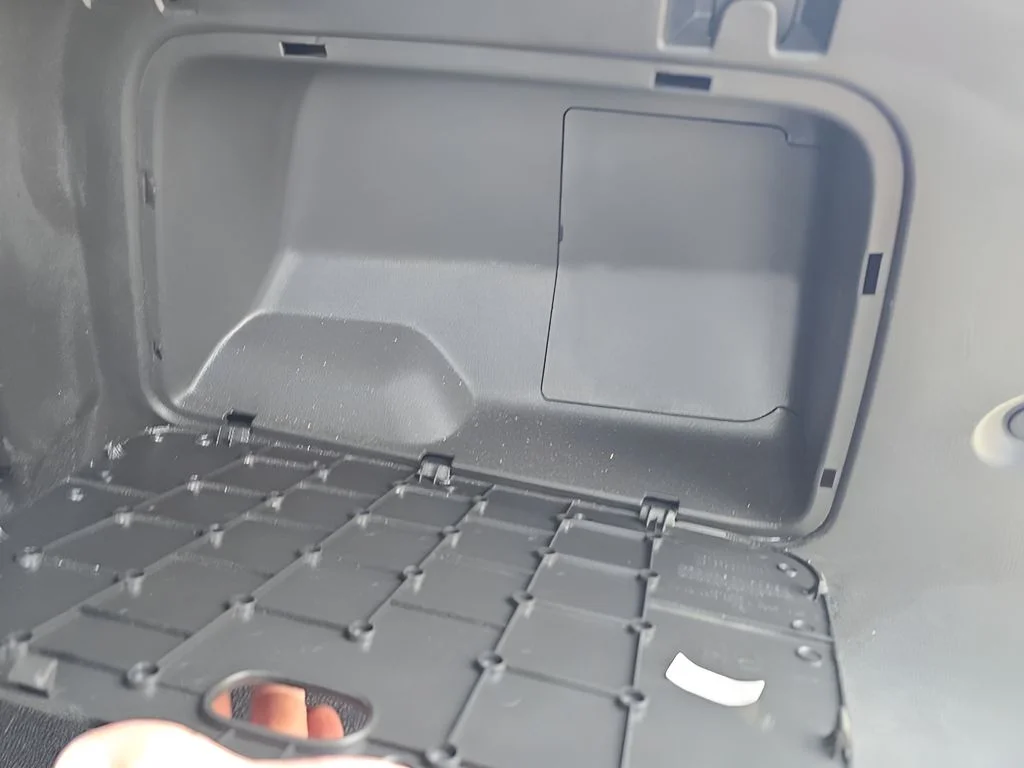 Used 2019 Black Chevrolet 1LT image 31