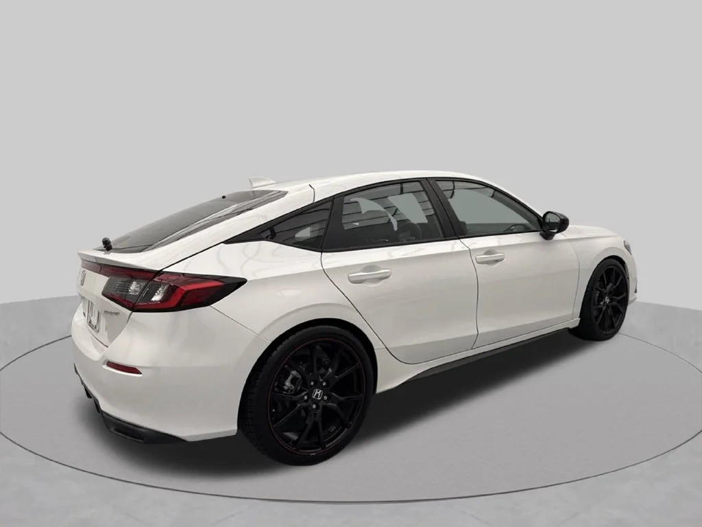 2024 Honda Civic SPORT Hatchback Slide 11