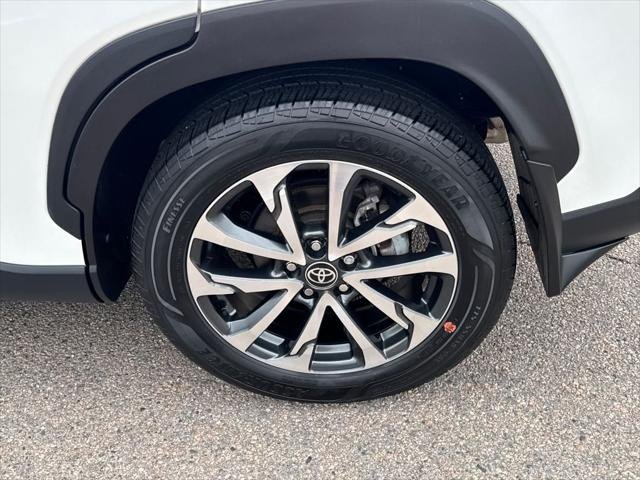 Certified Used 2023 WIND CHILL PEARL* Toyota  image 42