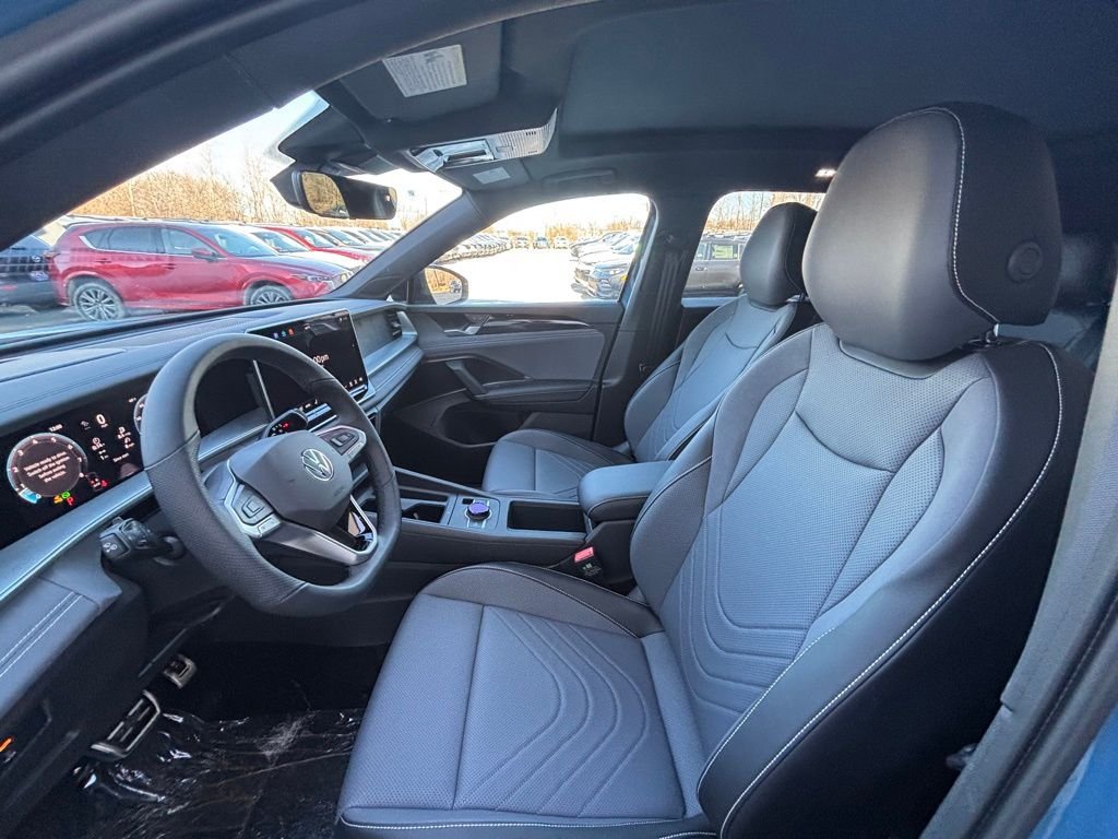 2026 Volkswagen Tiguan SE R-LINE BLACK - Photo 11