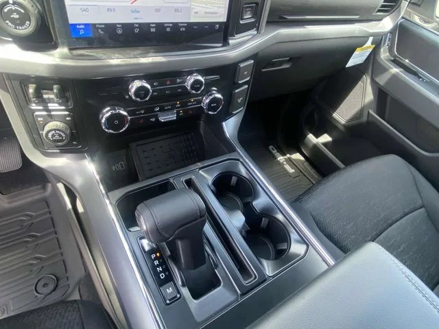 2025 Ford F-150 XLT - Photo 11