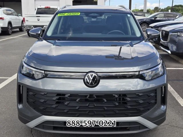 Used 2025 Silver Volkswagen 2.0T SE image 13