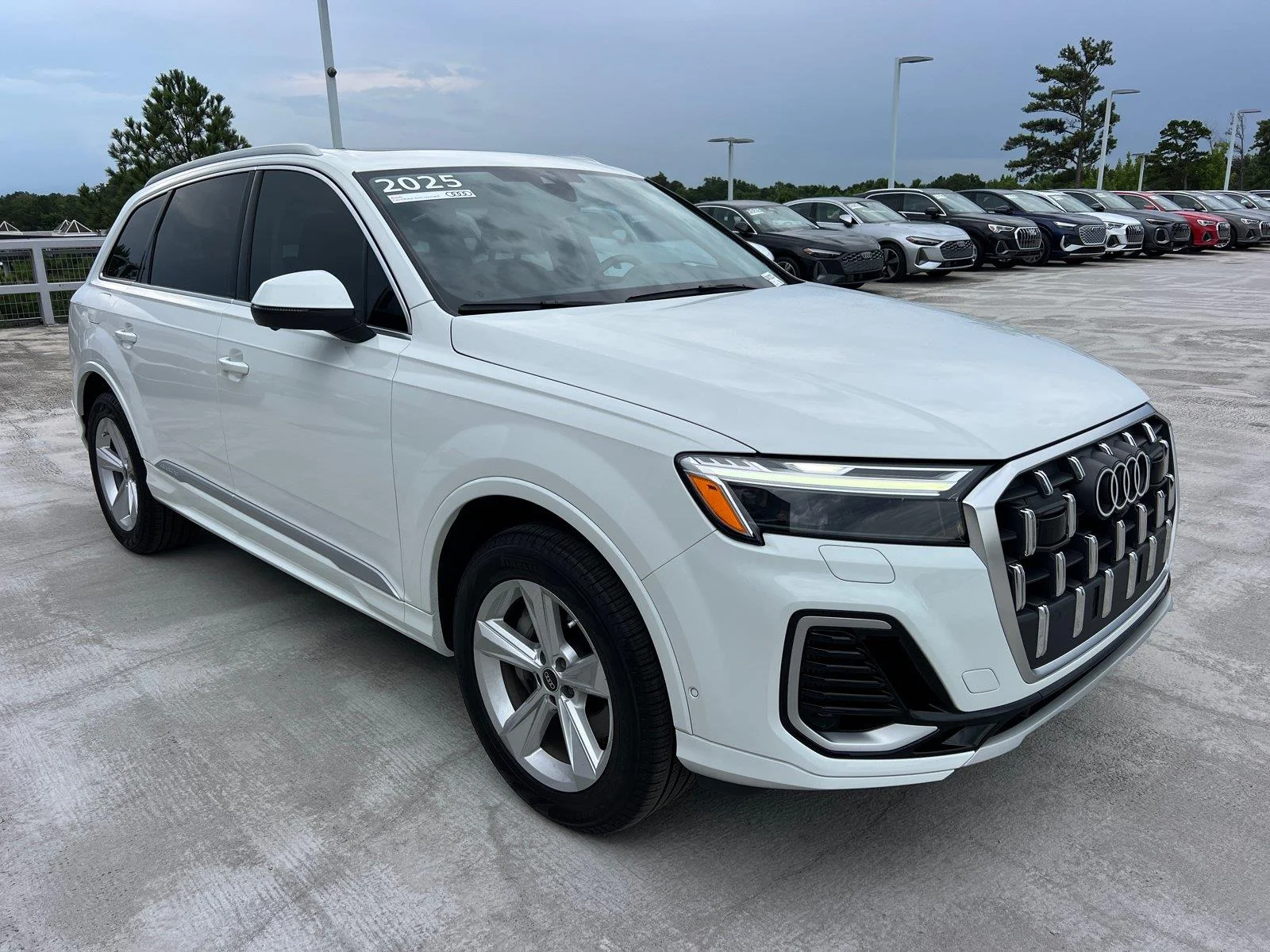 Certified Used 2025 Carrara White Audi Premium image 3