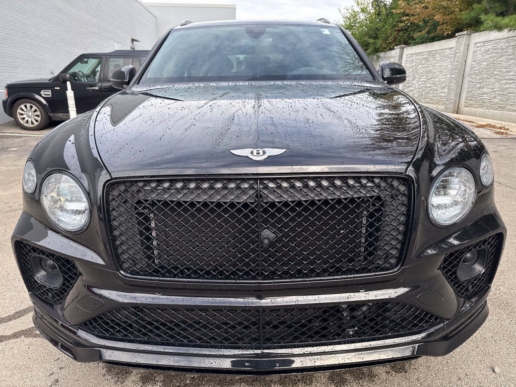 Used 2022 Black Bentley S image 9