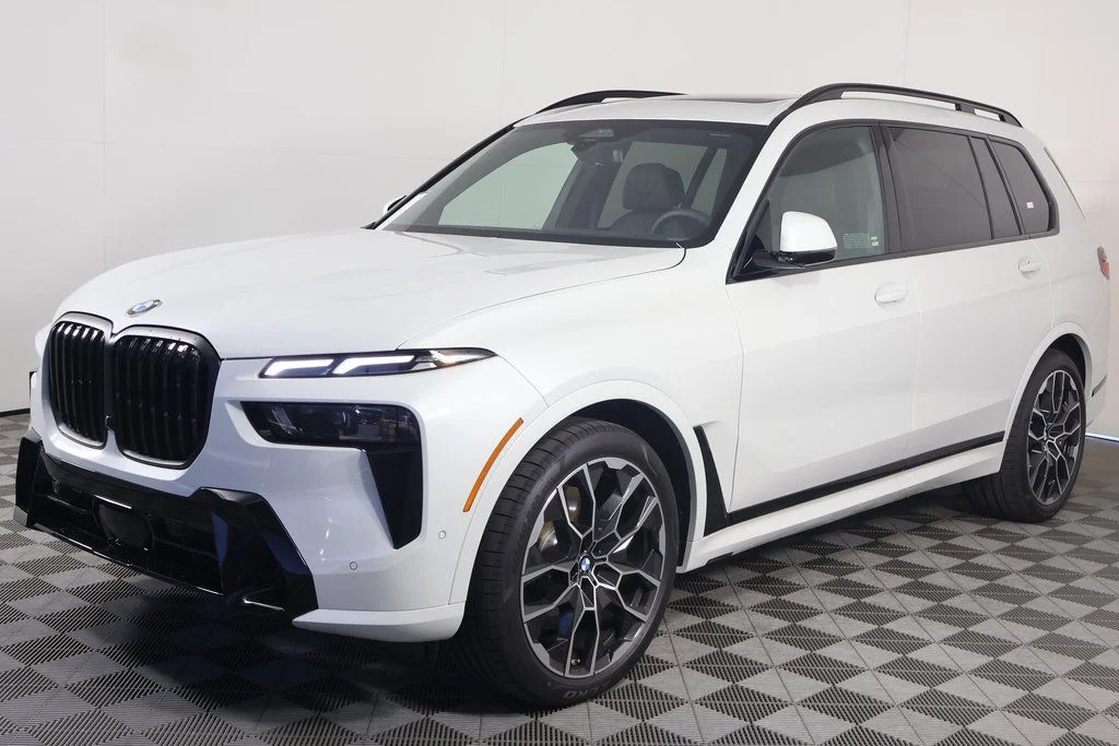 2026 BMW X7