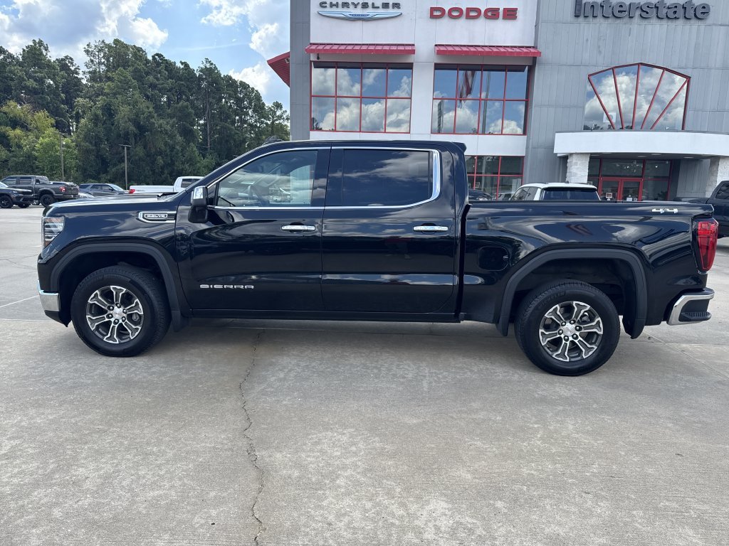 Used 2025 Black GMC SLT image 8