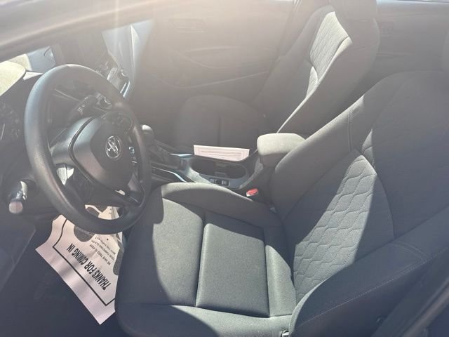 Used 2025  Toyota LE image 24